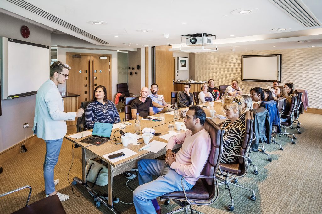 power bespoke self employed estate agent